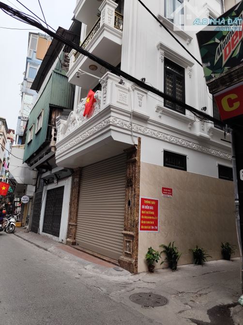 Bán Nhà Mới Tinh_Lô Góc_6 Tầng_MT4.4m_DT49m2_oTo Vào Nhà_TTQ.HBT_Bạch Mai_Giá  Chỉ 23.8 Tỷ