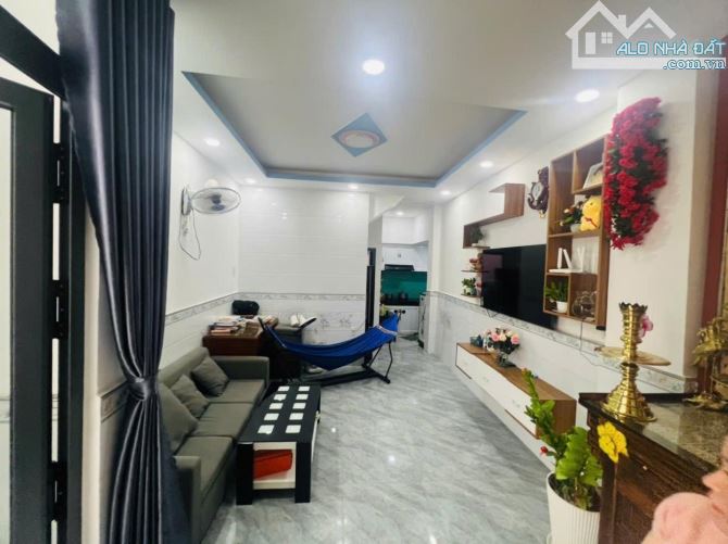 NHỈNH 4 T.Ỷ - 56M2 - HẺM XE HƠI THÔNG - NGUYỄN DUY CUNG, PHƯỜNG 12, GÒ VẤP.