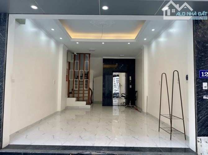 BÁN NHÀ VĂN TRÌ – 36M² x 6 TẦNG – MẶT TIỀN 4M – CÓ THANG MÁY