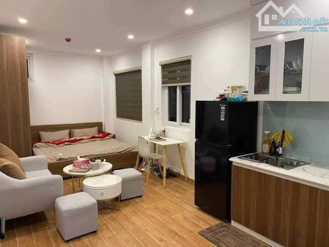 Bán căn hộ Tây Hồ cho thuê 8 tầng thang máy Võng Thị, 63m2, 12 phòng Gía 15.5 tỷ