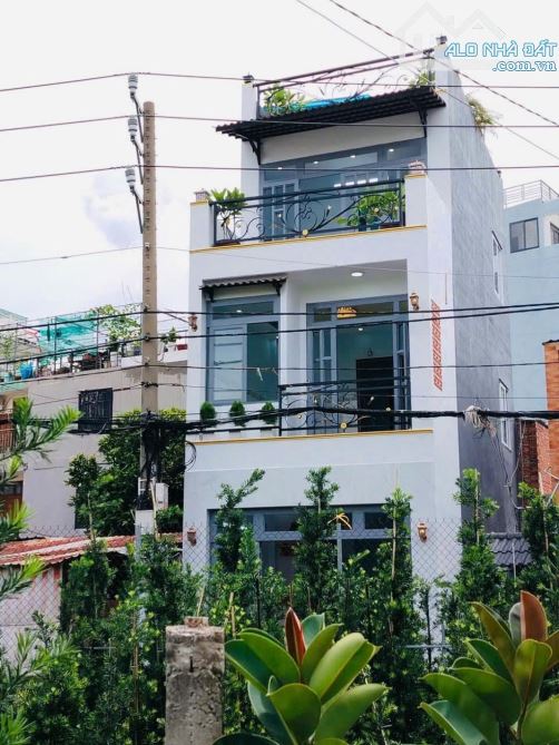 NHỈNH 4 T.Ỷ - 36M2 - HẺM XE HƠI THÔNG - PHAN HUY ÍCH, PHƯỜNG 12, GÒ VẤP.