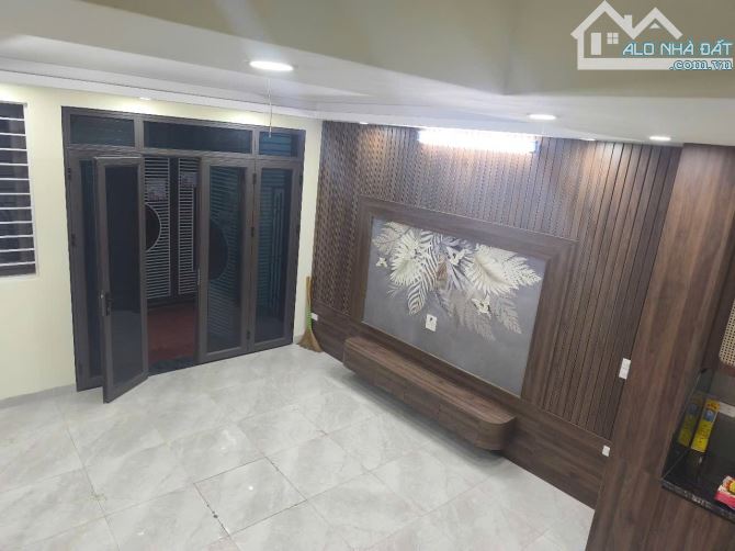 Giang Lẻ Biên Giang 30m2 5T MT4.3 chỉ 4 tỷ Hà Đông