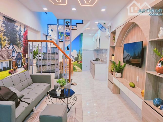 Bán nhà mới 2 tầng Quang Trung , P10 , 28m2 , 3,4tỷ TL nhẹ