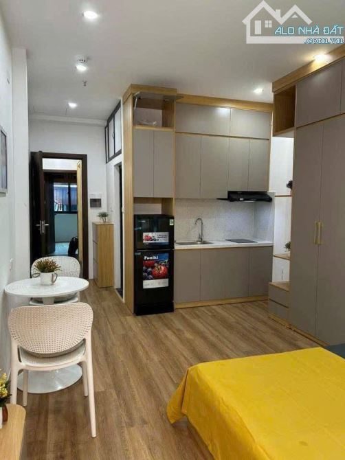 Siêu phẩm dòng tiền Thái Hà,50m x 9 phòng, có thang máy, gần phố, giá 13.2 tỷ.
