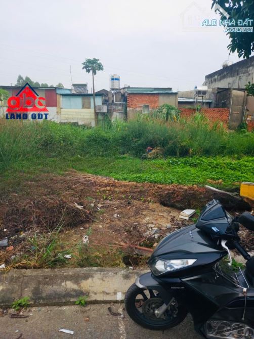 D020 ✳️ Bán lô đất 1 xẹt đường Hồ Văn Huê, gần BV Phổi, P. Phước Tân