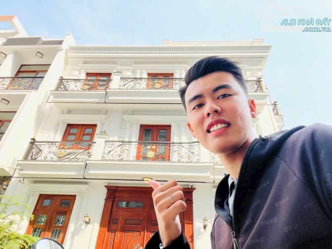 💥Biệt Thự Vip ĐẲNG CẤP- Nội thất Gỗ sang trọng- DT 400m2- khu VIP phường 15- Tân Bình💥