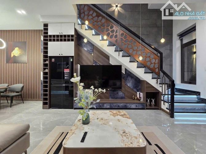 💥 Bán gấp! Nhà Hồ Tùng Mậu 54m² x 4T – Cách phố vài bước – Mặt tiền rộng – 10.5 tỷ