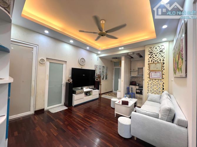 CHỦ BÁN CĂN HỘ CHUNG CƯ TOÀ HH1 ĐƯỜNG DƯƠNG ĐÌNH NGHỆ 2PN, 2 VS GIÁ 7,1 TỶ.