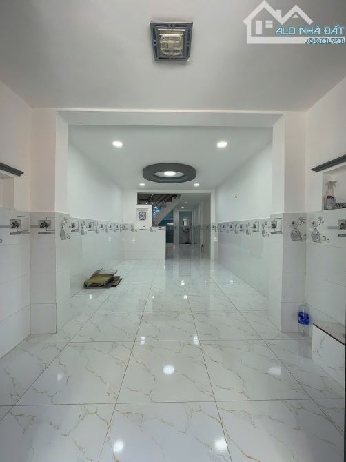 NHÀ BÁN LÊ VĂN LƯƠNG- 40M2- HẺM Ô TÔ- PHÁP LÝ CHUẨN- NHỈNH 2TỶ