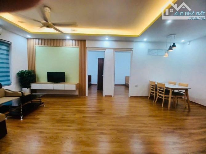 NHÀ MỚI NGUYÊN - ĐẸP LONG LANH - FULL NỘI THẤT - Ô TÔ ĐỖ CỔNG - KHU DÂN CƯ ĐÔNG ĐÚC - GẦN