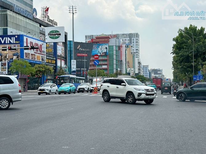 Bán nhà 5 tầng hẻm 8m Cộng Hòa 68m2 12PN tiện khai thác CHDV ngay VinCom Plaza 14.49 tỷ