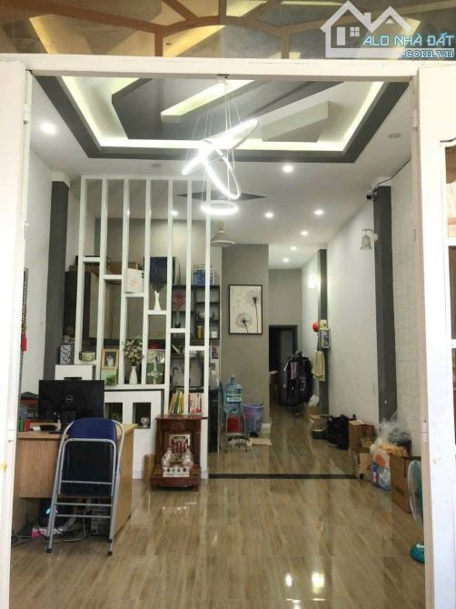Bán nhà cấp 4, hẻm xe hơi, 2PN, 72m², Trường Thọ, Thủ Đức, 5.1 tỷ