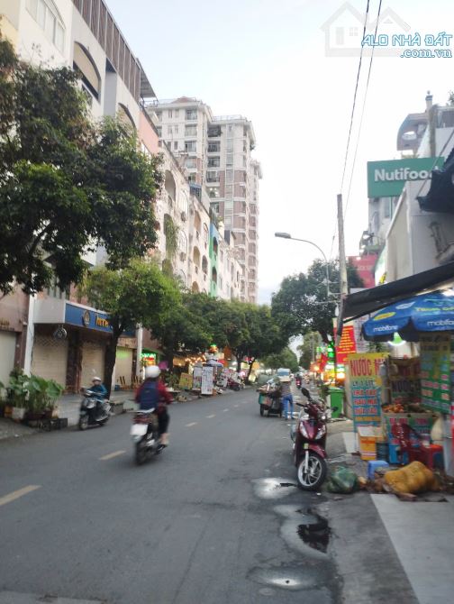 Bán nhà Khu Thiên Phước - 40m2  - 2 tầng BTCT views HXH