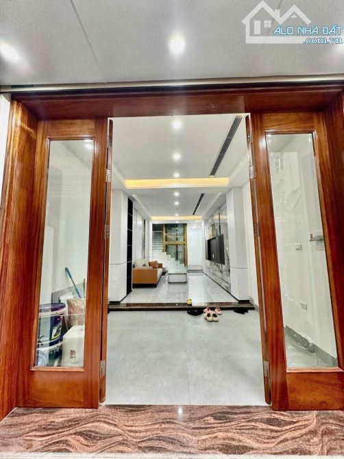 Cần bán gấp siêu phẩm Xuân Đỉnh 48m2, 6T thang máy, ô tô, gần phố