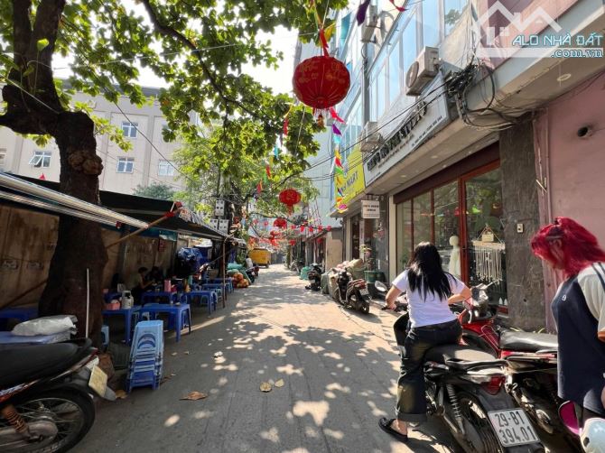 CỰC HIẾM HOÀNG HOA THÁM 9.5 Tỷ 45m 5T MT 6m ÔTÔ ĐỖ CỔNG MẶT TIỀN BỆ VỆ THIẾT KẾ ĐẲNG CẤP