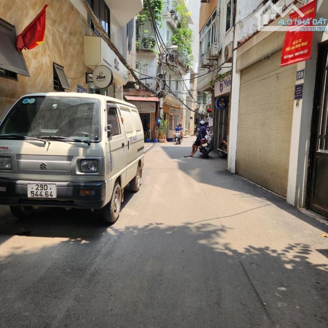 Hoàng Ngân 45m2,  5 tầng,  4 tầng, 1 nhà ra phố, oto tránh, Khu vực phát triển mạnh, giá đ