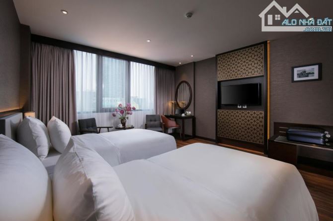 Bán khách sạn mặt phố Liễu Giai, Ba Đình, 420m2, giá 350 tỷ, 10 tầng, cho thuê 1 tỷ/ tháng - 10