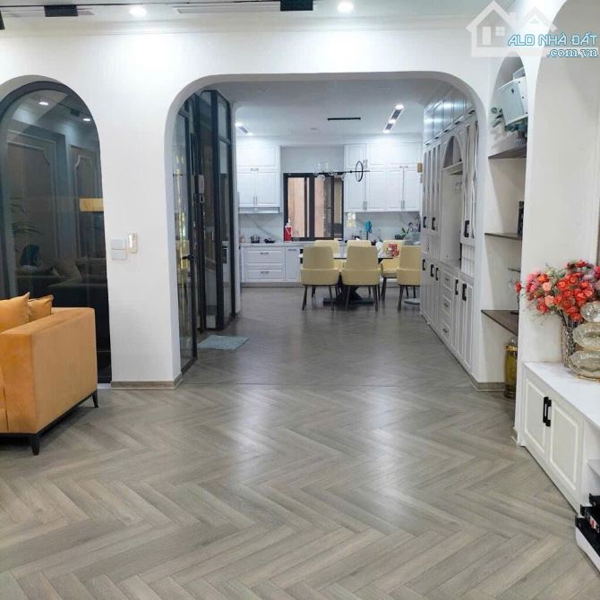 HÀNG XÓM THIÊN ĐƯỜNG BS - NGAY GẦN VÀNH ĐAI 3.5 - GIAO THÔNG THUẬN TIỆN - BIỆT THỰ SÂN VƯỜ - 10