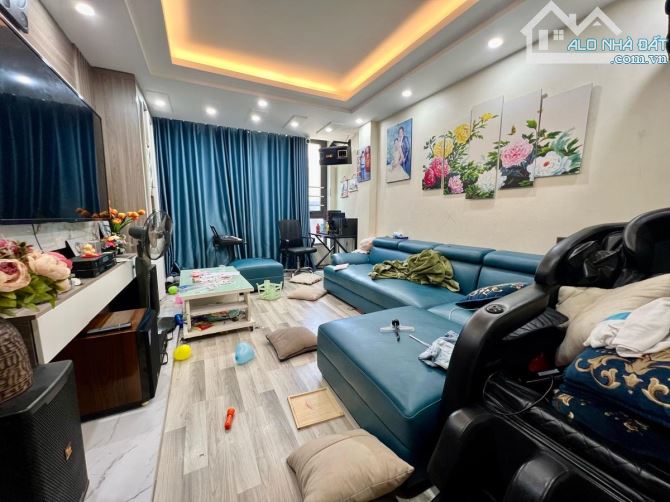 BÁN NHÀ 6 TẦNG CÓ THANG MÁY, PHỐ VĂN CAO, 55M, MT 6M, FULL NỘI THẤT, CHỈ 13 TỶ, GẦN HỒ TÂY - 10