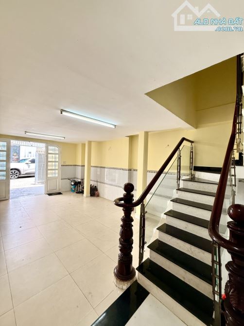 Hiếm ! Nhà HXH Yên Thế, 4 Tầng,60m2, 6PN, nở hậu.Đã hoàn công.Nhỉnh 13 tỷ - 10