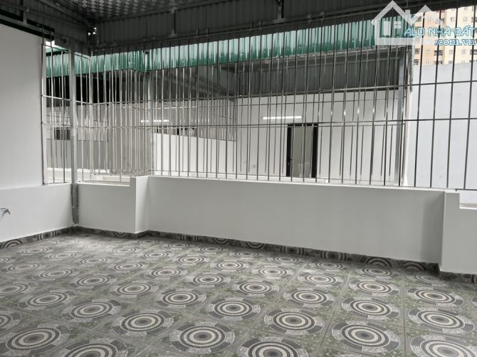 Bán Căn Nhà Phố Ngọc Trì 5 Tầng Mới Tinh Thông Thoáng Gần Oto - 11