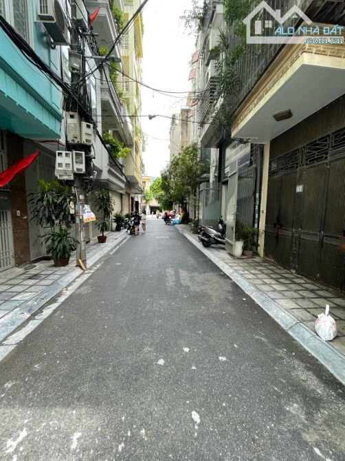 BÁN TÒA CHDV BA ĐÌNH. NHÀ ĐẸP 70M,7T , DÒNG TIỀN 110tr/ THÁNG, GIÁ 31 TỶ. - 11