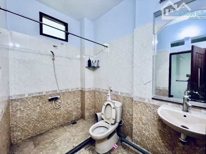 Gấp 10.7 Tỷ- Trần Thị Trọng- Tân Bình- Vị trí kinh doanh tốt- DT 4.5x18mx 4 tầng - 11