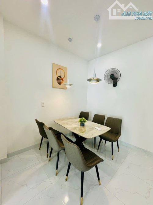 Mặt tiền Trần Phú phong cách Hội An - 11