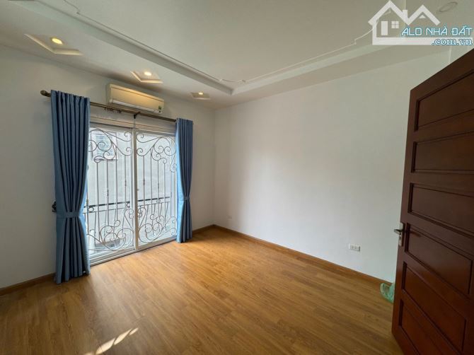 Bán nhà ngọc thụy 45m 4 tầng 4 ngủ full đồ giá rẻ - 11