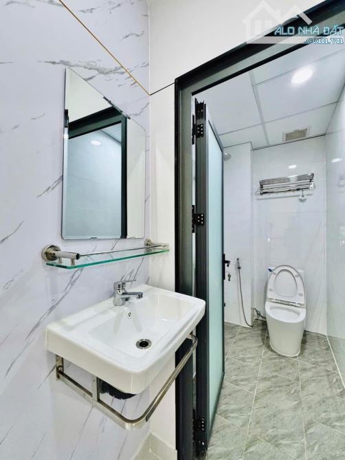 XE HƠI ĐẬU CỬA NHÀ - DUY TÂN - P15 PHÚ NHUẬN MẶT - TIỀN 8M - GIÁ CHỈ 5.68 TỶ - 11