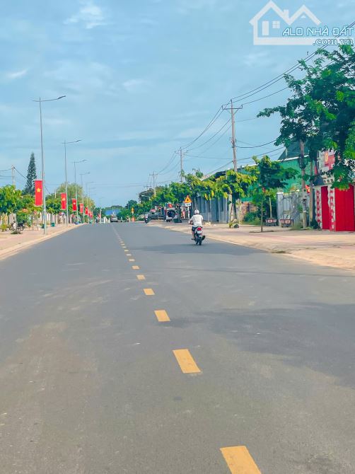 LÔ ĐẤT RẺ SIÊU HIẾM 6575M2 MT XUYÊN PHƯỚC CƠ, SẴN THỔ CƯ, CÁCH BẾN XE XUYÊN MỘC CHỈ 700M - 1