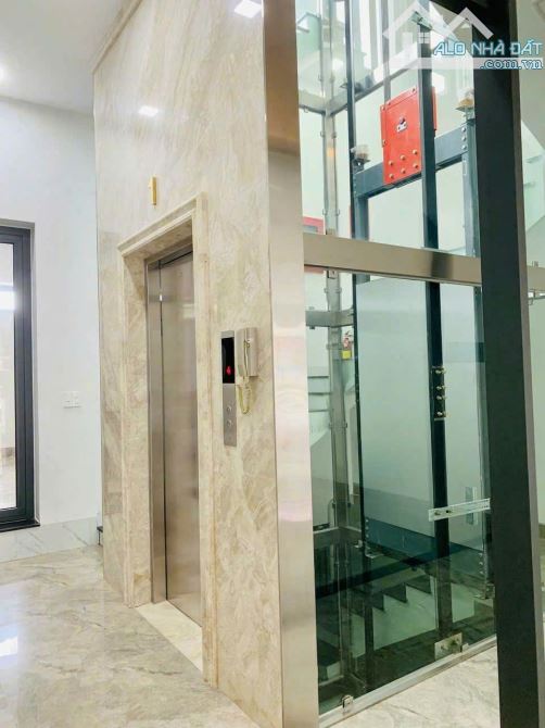 Nhỉnh 30 TỶ: BÁN TÒA NHÀ VĂN PHÒNG ĐÀ NẴNG - Gần đg ÔNG ÍCH KHIÊM: 135m² ngang 5,8m x 23m - 1