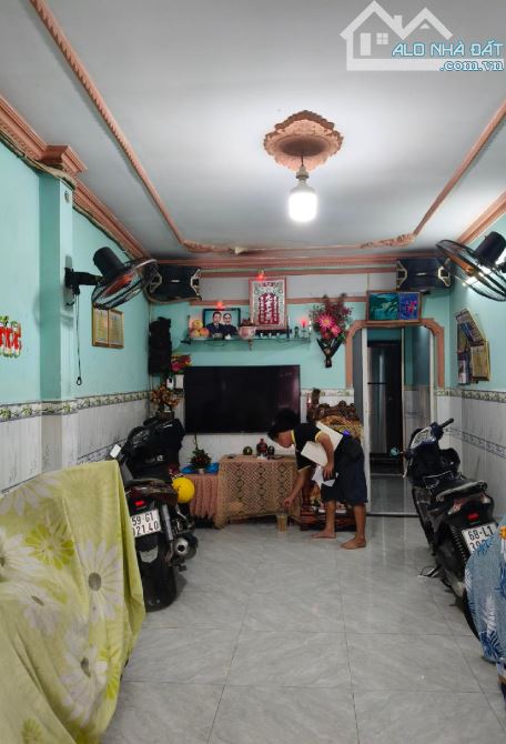 BÁN NHÀ TÂN CHÁNH HIỆP Q12.46M2,3 TẦNG CHỈ 2,7 TỶ TL - 1