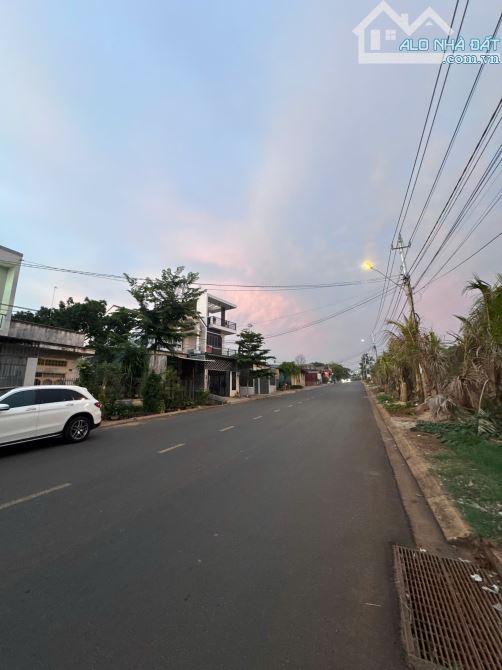 Bán nhà mặt tiền đường Y Ngông , P.Tân Tiến , BMT , Đắk Lắk - 1