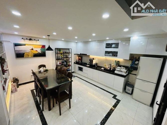 Bán Nhà Ba Đình 54m2 5 Tầng Cực Đẹp, 30m Ra Mặt Phố Ô Chờ Thang Máy, Giá: 11.95 Tỷ - 1