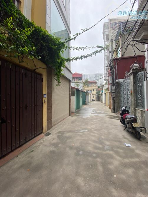 BÁN NHÀ XUÂN TẢO - CẠNH NGOẠI GIAO ĐOÀN - MẶT TIỀN 7.04M - 76M2 GIÁ 19.8 TỶ - NHÀ DÂN XÂY - 1