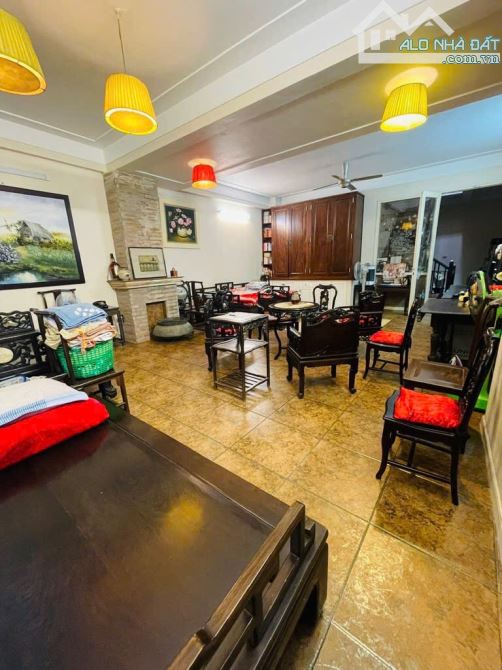 Nhà dân xây 87m2 4 tầng mặt tiền 6,2m -  2 mặt phố - Kinh doanh đỉnh - - 1