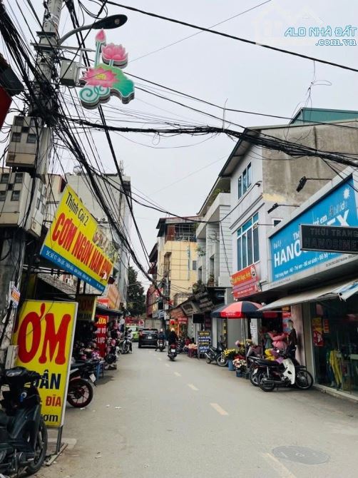 CẦN BÁN NHÀ SẴN KINH DOANH TRỤC ĐA LỘC KIM CHUNG ĐÔNG ANH - 1