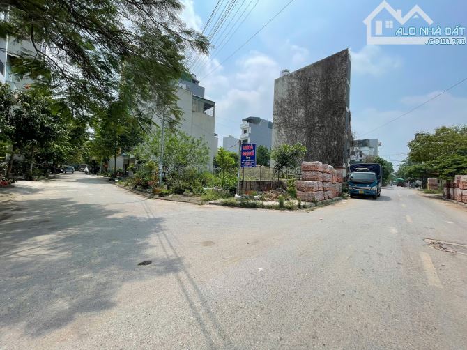 Chính chủ cần tiền cho con du học nên bán gấp đất DV Yên Lộ tại trung tâm KĐT Yên Nghĩa - 1