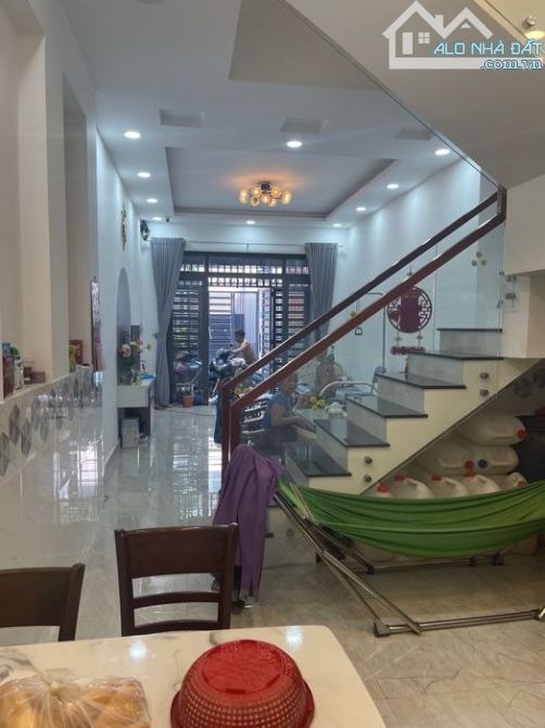Bán nhà 4 tầng 5PN – 4x15m– Xe tải tới cửa – Chỉ 8.x tỷ – Gần Aeon Mall Tân Phú - SHR - 1