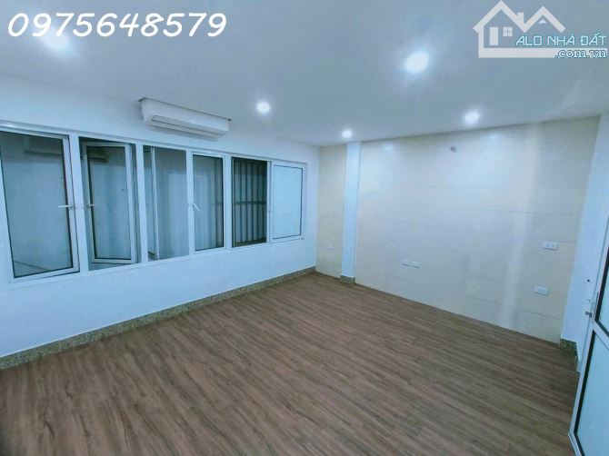 Bán nhà ngõ Chợ khâm thiên 45m 6 tầng khép kín Gần phố Giá tốt - 1