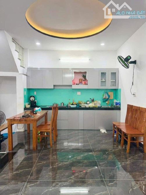 Siêu rẻ.Mặt tiền Trần cao Vân.85m2 Nhà 2 tầng chỉ 5,8 tỷ - 1