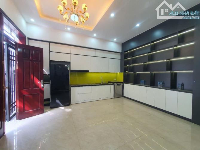 ĐẠI MỖ, 20M Ô TÔ, MẶT TIỀN RỘNG - THOÁNG, 37M2, GIÁ NHỈNH 6 TỶ - 1