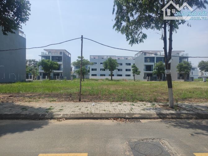 BƯỚC CHÂN AN CƯ, VỮNG BƯỚC ĐẦU TƯ: ĐẤT NỀN MẶT TIỀN LÃ XUÂN OAI - "TỌA ĐỘ VÀNG" TRUNG TÂM - 1