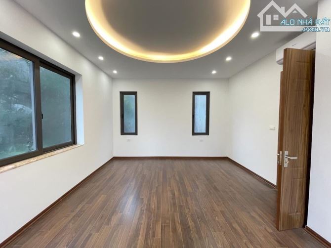 Láng - 1 nhà ra phố, nhà mới kính coong - 62m*5T - 12 Tỷ - Không đăng ảo - 1