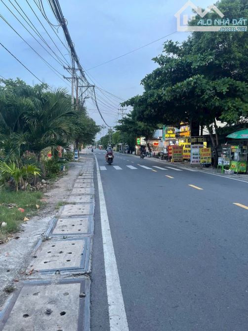 Bán nhà mặt tiền Tân Hiệp Hóc Môn 3 tầng mới 7.3 x15 nhỉnh 5 tỷ - 1
