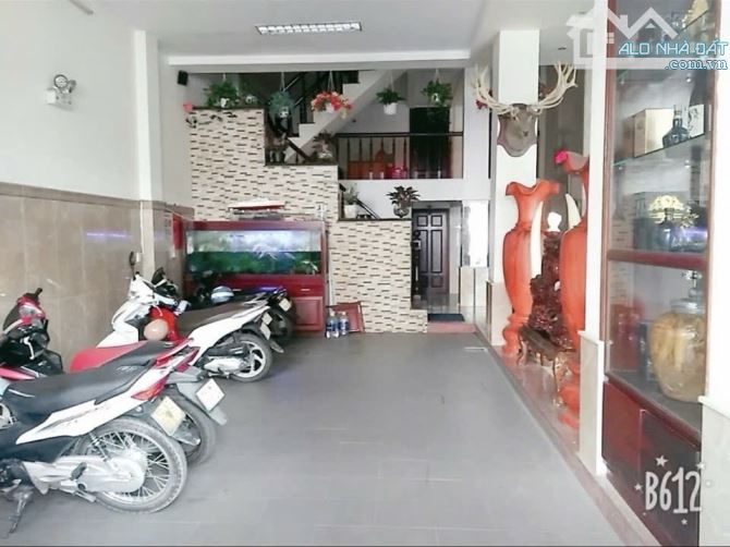 BÁN GẤP KHÁCH SẠN 7 TẦNG - 26PHÒNG - THANG MÁY - PCCC - 126M2 - HÀ HUY GIÁP - GIÁ 25 TỶ - 1