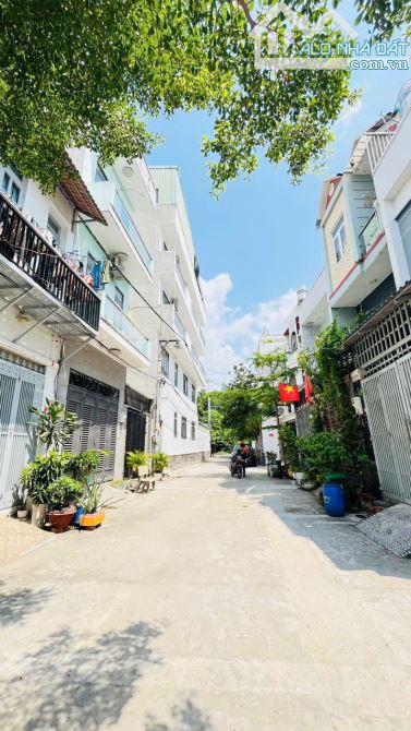 CHỦ KẸT TIỀN BÁN GẤP ĐẤT THỔ CƯ 150M2 TẠI TP THỦ DẦU MỘT BÌNH DƯƠNG - 1