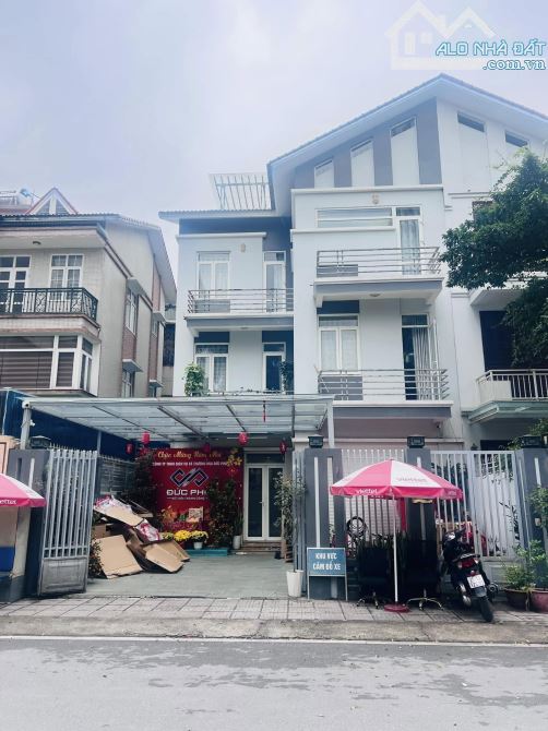 Cho thuê biệt thự KĐT Hạ Đình, Nguyễn Xiển, 180m2 4 tầng kinh doanh, văn phòng - 1