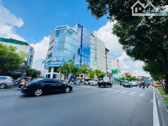 Bán toà nhà văn phòng hạng C 2 mặt tiền Nguyễn Văn Trỗi Hầm 9 tầng - 1